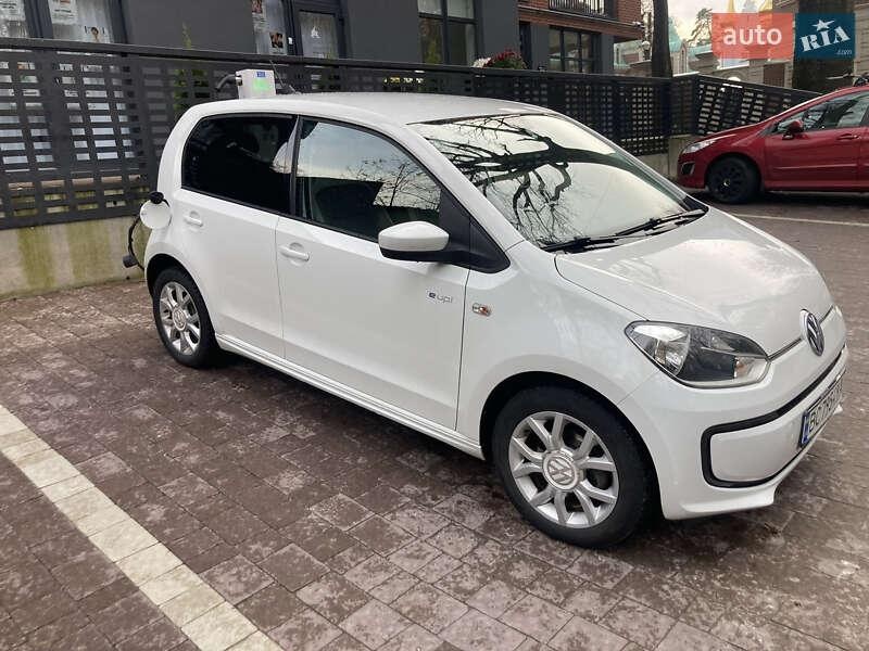 Volkswagen Up 2014