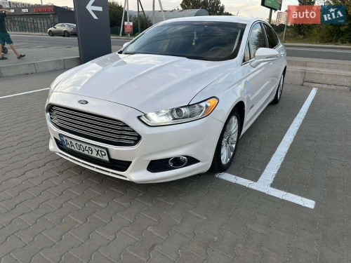 Ford Fusion 2016