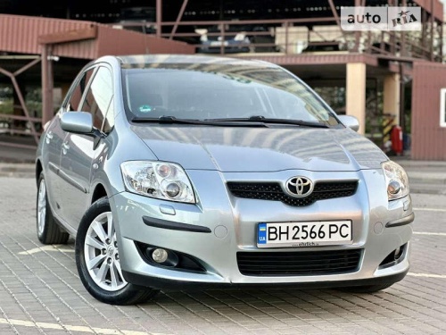 Toyota Auris 2009