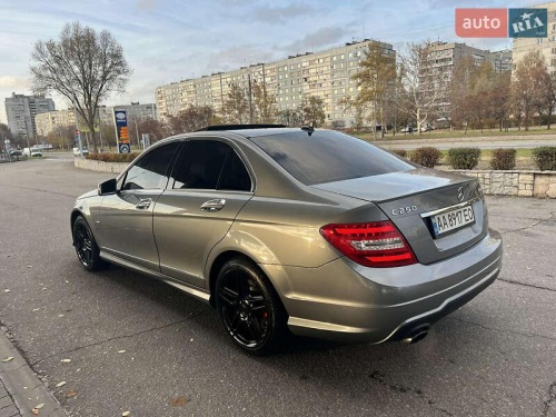 Mercedes-Benz C-Class 2012