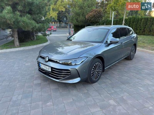 Volkswagen Passat 2025