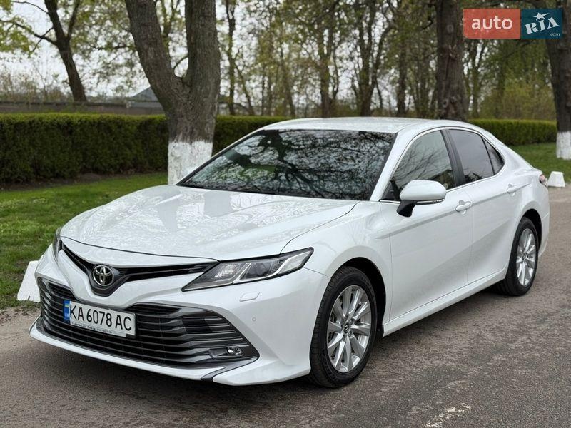 Toyota Camry 2018