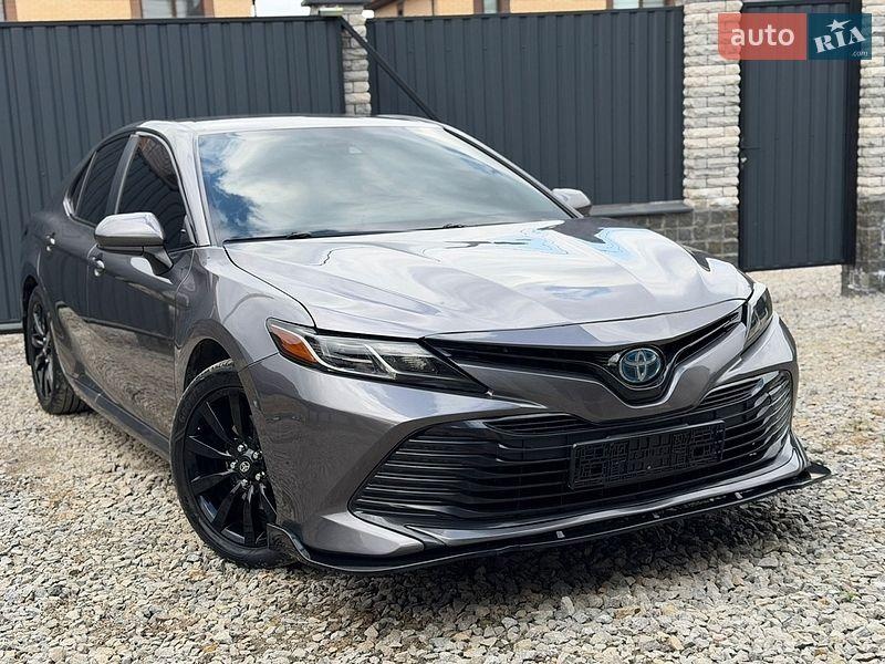 Toyota Camry 2018