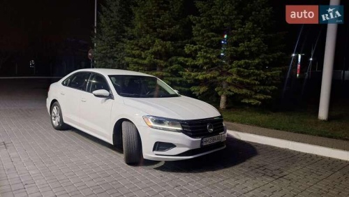 Volkswagen Passat 2021