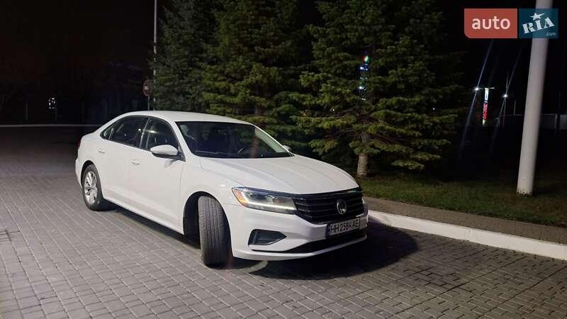 Volkswagen Passat 2021