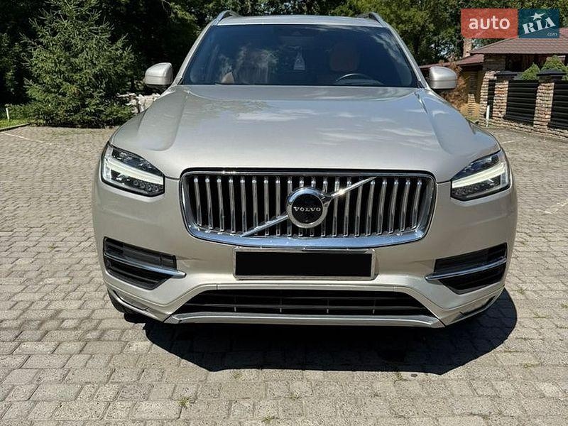 Volvo XC90 2016