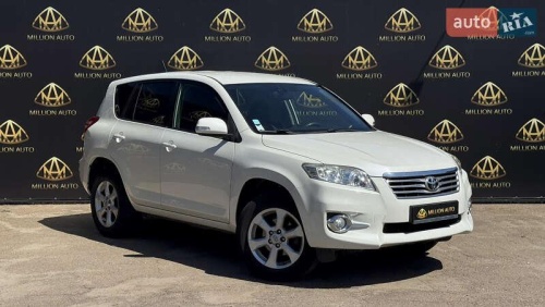 Toyota RAV4 2011