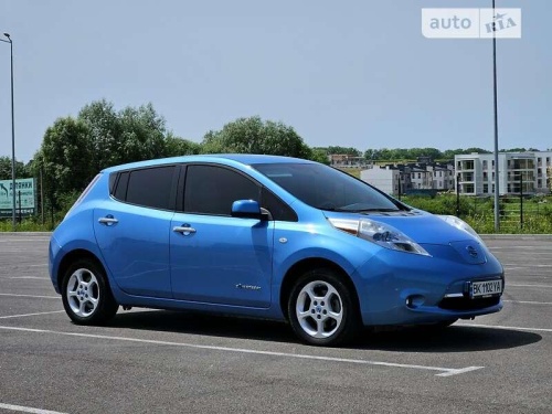 Nissan Leaf 2010