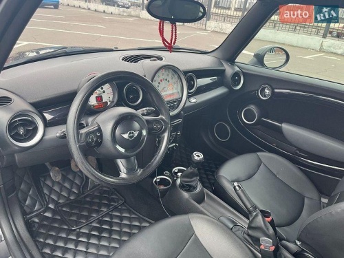 MINI Cooper 2011