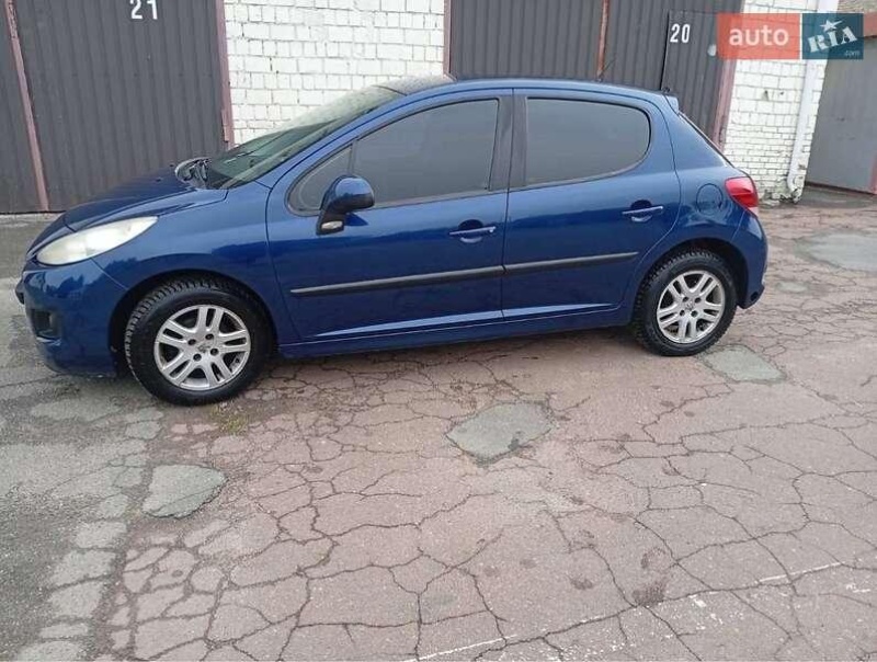 Peugeot 207 2010