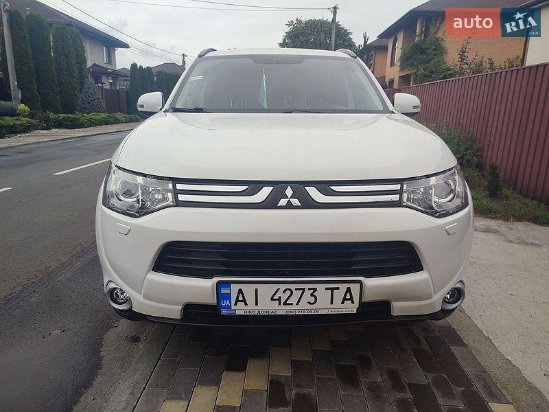 Mitsubishi Outlander 2013