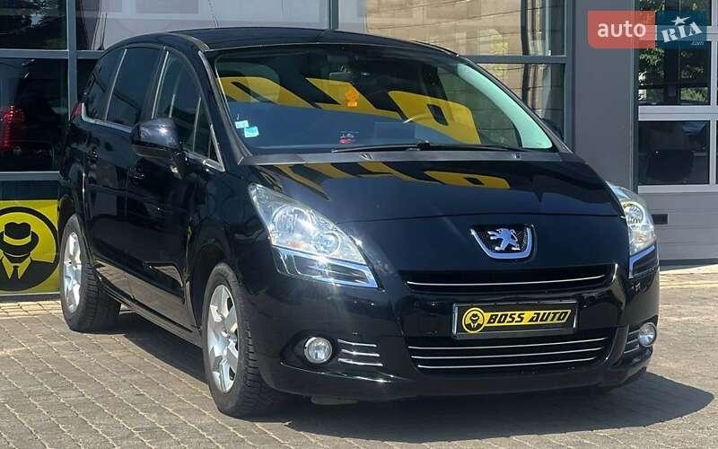 Peugeot 5008 2012