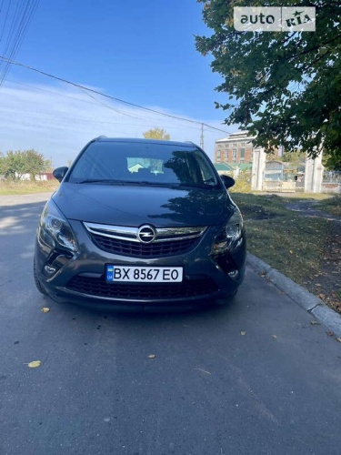 Opel Zafira 2014