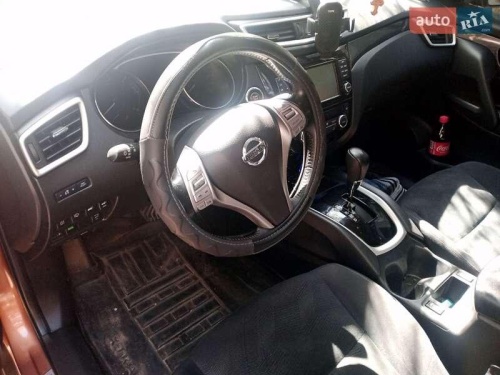 Nissan X-Trail 2015