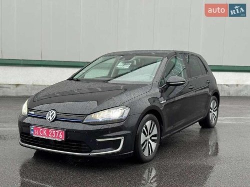 Volkswagen e-Golf 2015