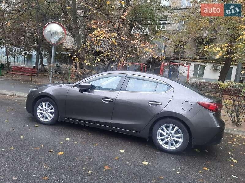 Mazda 3 2017