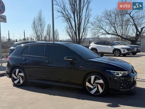 Volkswagen Golf GTI 2024