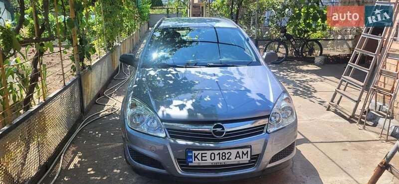 Opel Astra 2009