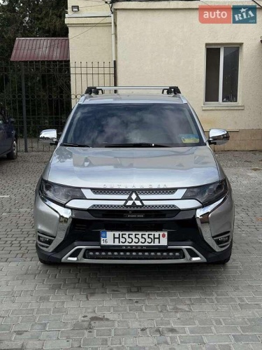 Mitsubishi Outlander 2018
