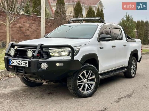 Toyota Hilux 2016