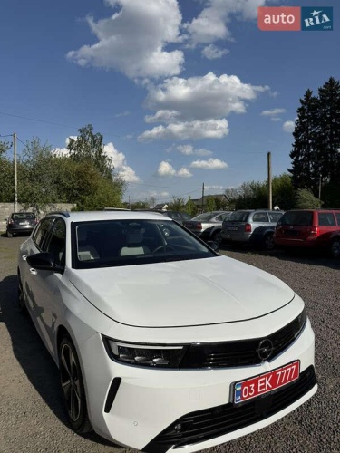 Opel Astra 2022