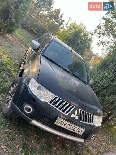 Mitsubishi Pajero Sport 2010