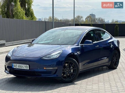 Tesla Model 3 2018