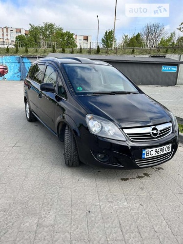 Opel Zafira 2011