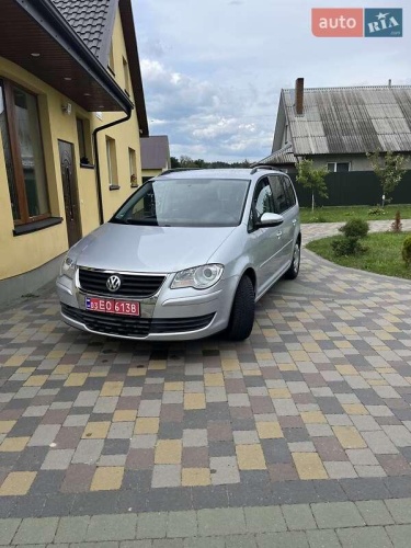 Volkswagen Touran 2009