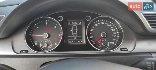 Volkswagen Passat 2012