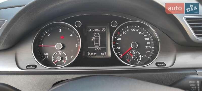 Volkswagen Passat 2012