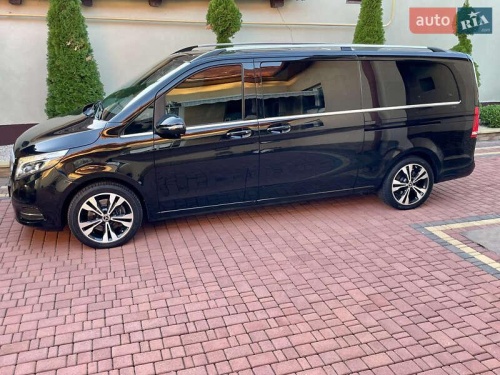 Mercedes-Benz V-Class 2016