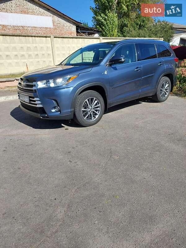 Toyota Highlander 2019