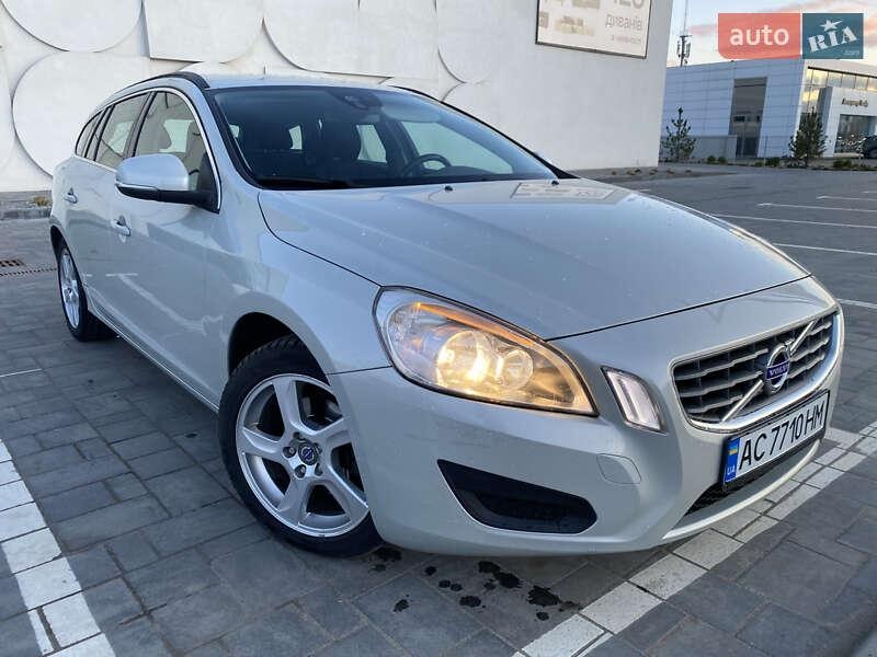 Volvo V60 2011