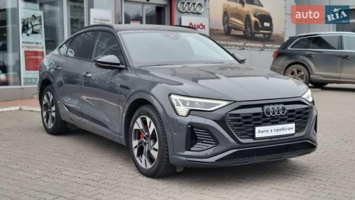 Audi Q8 e-tron 2023