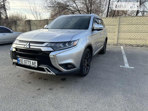 Mitsubishi Outlander 2018