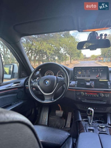 BMW X6 2012