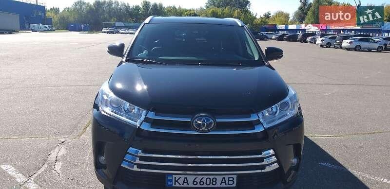 Toyota Highlander 2016