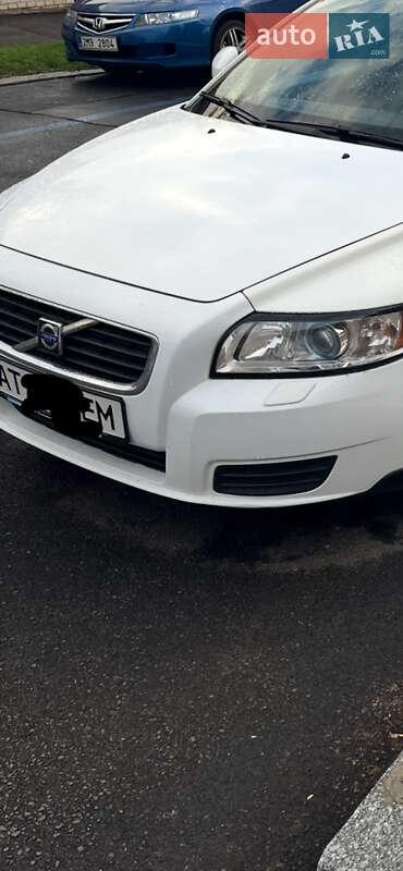 Volvo V50 2009