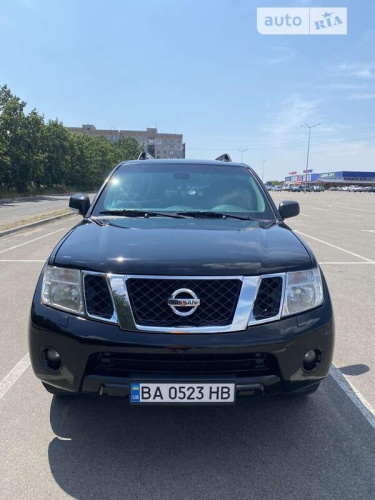 Nissan Pathfinder 2011