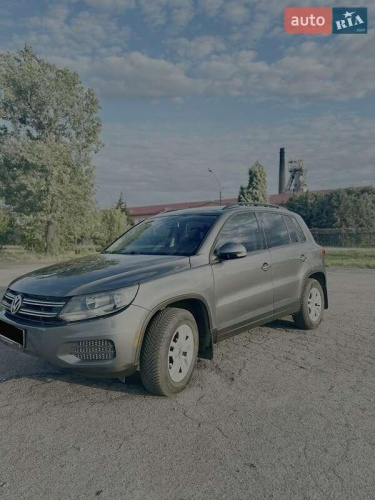 Volkswagen Tiguan 2015
