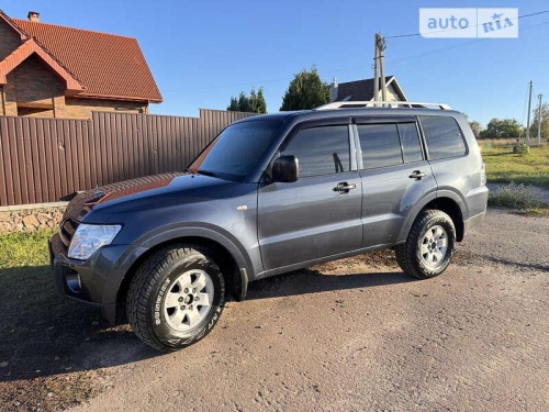 Mitsubishi Pajero 2008