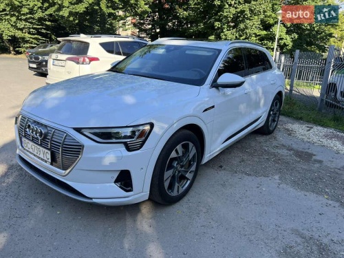 Audi e-tron 2019