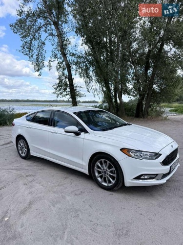 Ford Fusion 2017
