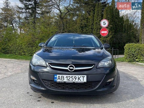 Opel Astra 2012