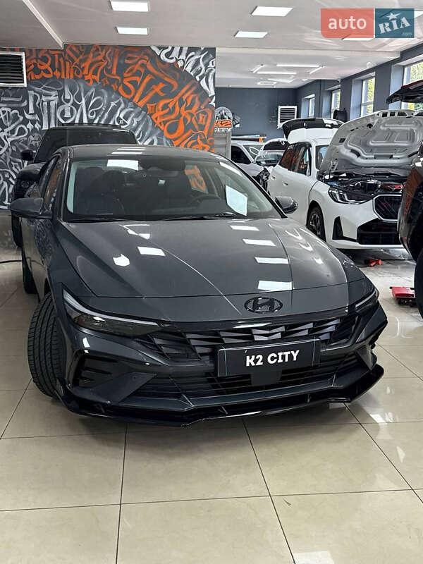 Hyundai Elantra 2025