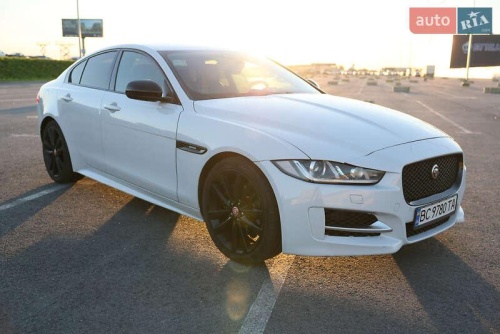 Jaguar XE 2015