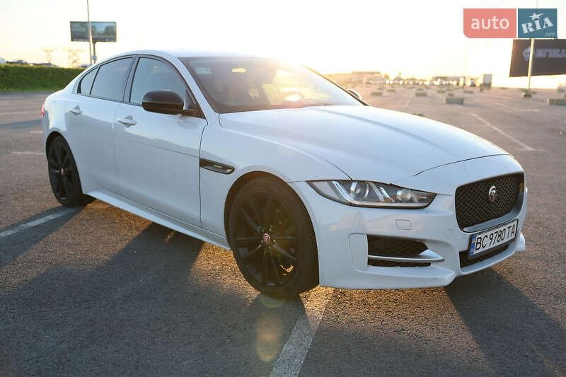 Jaguar XE 2015