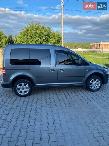 Volkswagen Caddy 2013