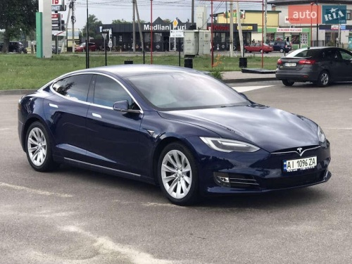 Tesla Model S 2017